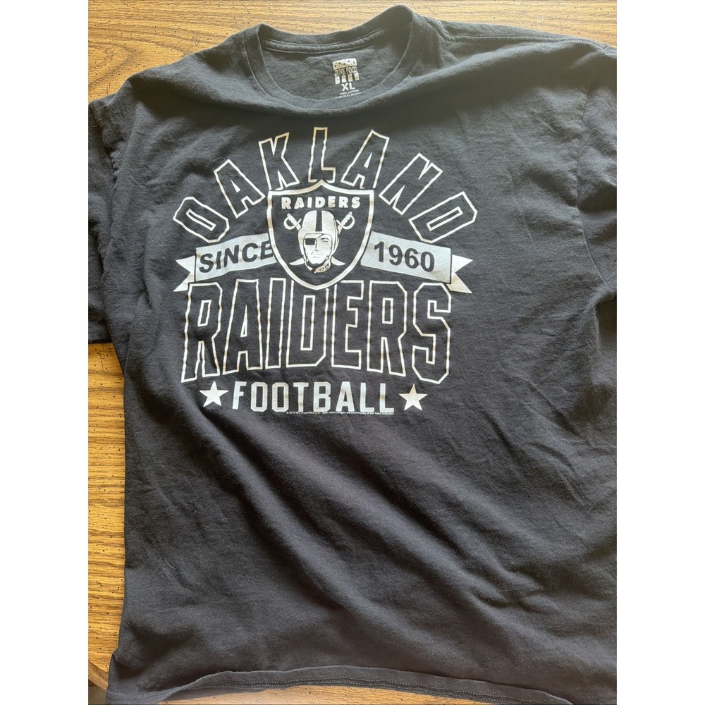 Junk Food Youth NFL Oakland Raiders T Shirt Black Boys XL Football Tee